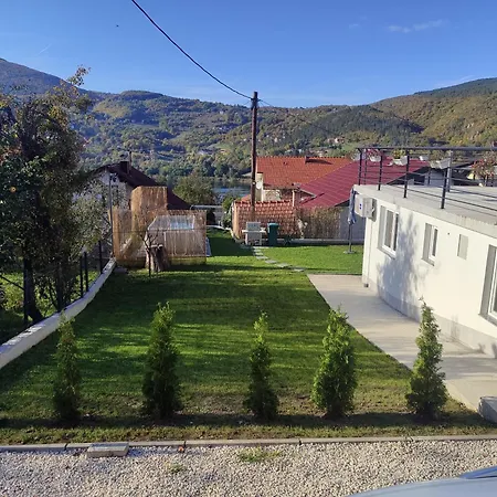 בית נופש A&h Pliva Retreat