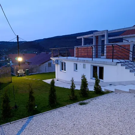 A&h Pliva Retreat 亚伊采