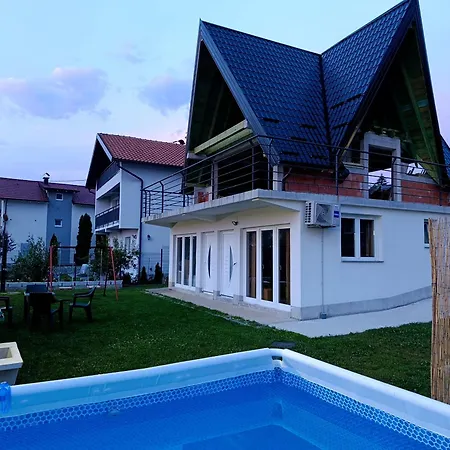 A&h Pliva Retreat 度假居 *